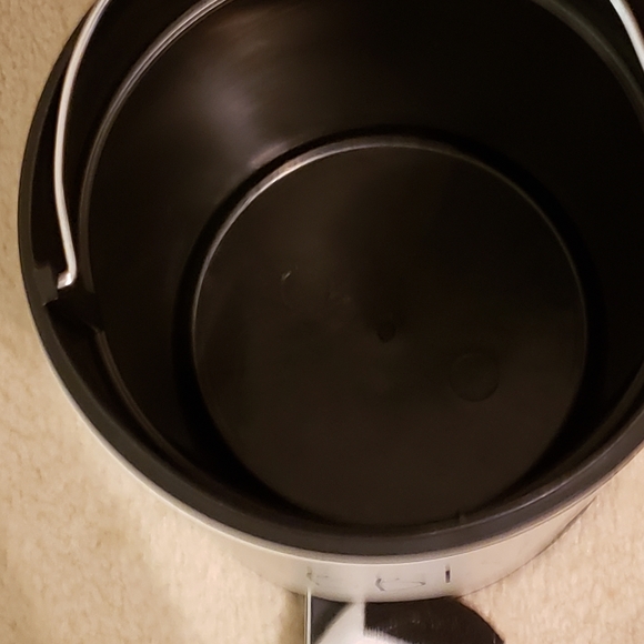 Rae dunn *HTF* trashcan - Picture 4 of 7